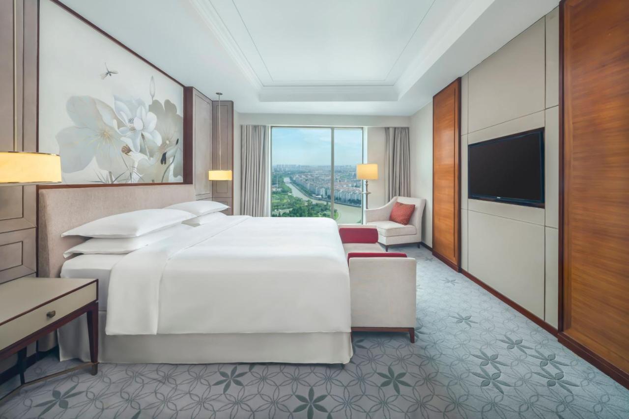 Sheraton Shanghai Jiading Hotel Экстерьер фото